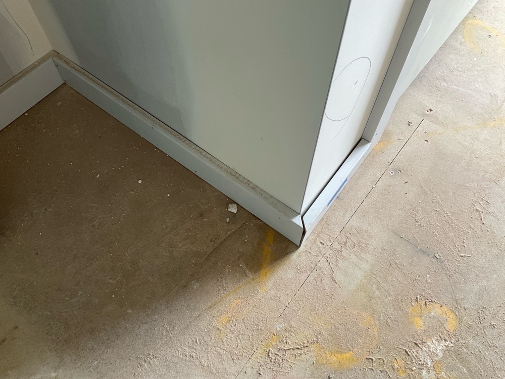 Joints in skirting, architrave and cornice not aligned, found during a fixing inspection in Clyde